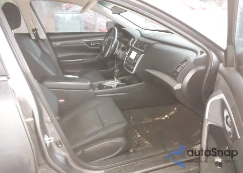 2016 Nissan Altima 2.5 Sr из США, поврежденный, VIN 1N4AL3AP2GC183943